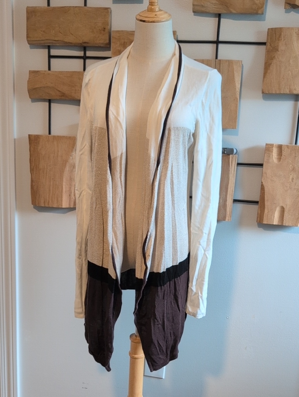 White House Black Market Cream and Brown Colorblock Knit Cardigan - L